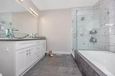 32 Tyler Drive, Riverhead, NY 11901 - Photo 26