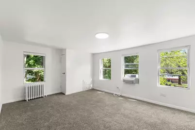 19 Gilchrest Road, Great Neck, NY 11021 - Photo 14