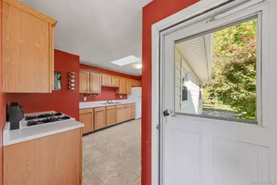 40 Huguenot Road, Carmel, NY 10512 - Photo 4