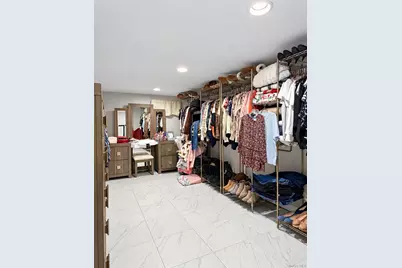 24 N Montgomery Street, Valley Stream, NY 11580 - Photo 18
