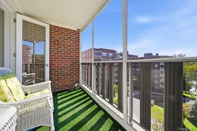 250 Garth Road #5B3, Scarsdale, NY 10583 - Photo 28