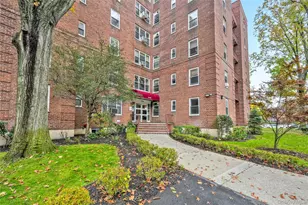27-05 Parsons Blvd, Flushing, NY 11354 - Photo 18