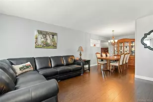 71 W 14th St, Deer Park, NY 11729 - Photo 4