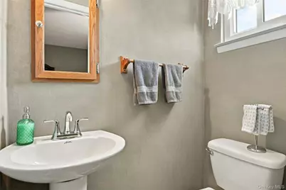 71 W 14th Street, Deer Park, NY 11729 - Photo 14