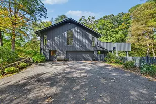 29 Hoyt St, South Salem, NY 10590 - Photo 2