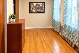 690 E 240th St, Bronx, NY 10470 - Photo 4