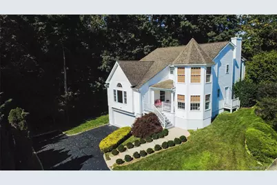 10 Matinecock Court, Locust Valley, NY 11560 - Photo 34