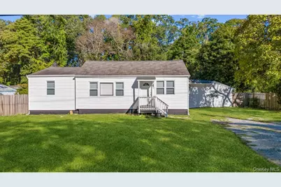 703 Horseblock Road, Brookhaven, NY 11719 - Photo 2