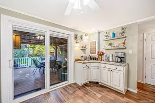 33 Dogwood Ln, Manorville, NY 11949 - Photo 10