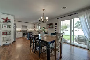 31 Garden Cir, Syosset, NY 11791 - Photo 10