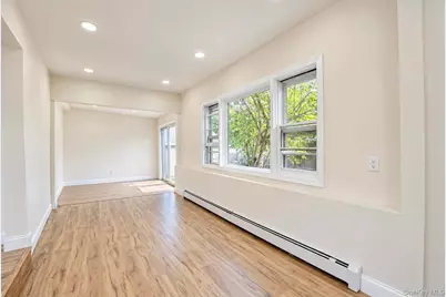 93 Vermont Avenue, West Babylon, NY 11704 - Photo 24