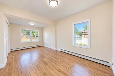93 Vermont Avenue, West Babylon, NY 11704 - Photo 30
