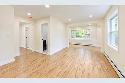 93 Vermont Avenue, West Babylon, NY 11704 - Photo 22