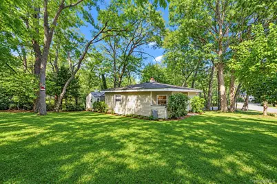 50 Hewlett Drive, Sound Beach, NY 11789 - Photo 8