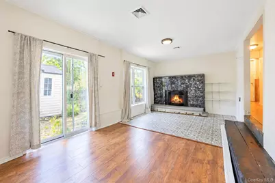 50 Hewlett Drive, Sound Beach, NY 11789 - Photo 10
