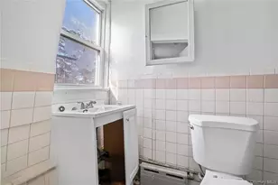15-24 124th St, College Point, NY 11356 - Photo 4