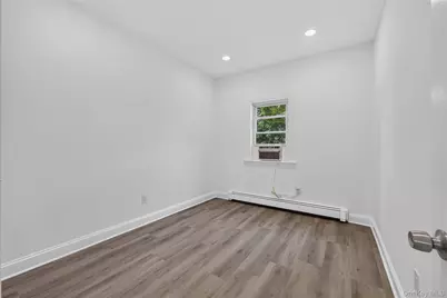 75 Apricot Street, Central Islip, NY 11722 - Photo 10