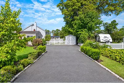 157 Abner Drive, Holtsville, NY 11742 - Photo 20