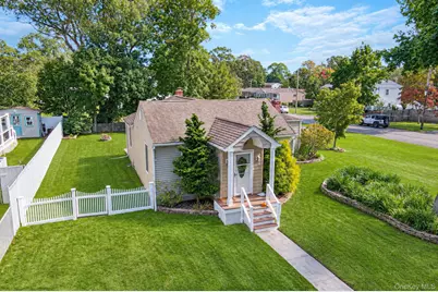 157 Abner Drive, Holtsville, NY 11742 - Photo 2