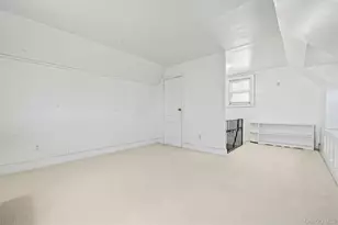 1956 Old Mill Rd, Merrick, NY 11566 - Photo 20