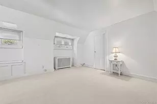 1956 Old Mill Rd, Merrick, NY 11566 - Photo 18