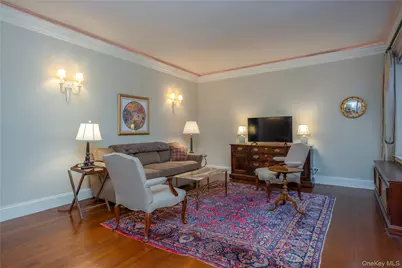 25 Parkview Avenue #2M, Bronxville, NY 10708 - Photo 8