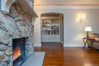 25 Parkview Avenue #2M, Bronxville, NY 10708 - Photo 12
