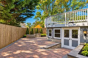 318 Sound Beach Blvd, Sound Beach, NY 11789 - Photo 38