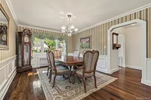 23 Allen Rd, Rockville Centre, NY 11570 - Photo 6