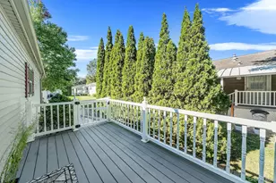 1661 Old Country Rd, Riverhead, NY 11901 - Photo 8
