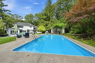 52 W Meadow Rd, Setauket, NY 11733 - Photo 28
