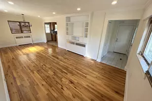 648 Dogwood Ave, Franklin Square, NY 11010 - Photo 4