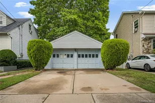 33 N Montgomery St, Valley Stream, NY 11580 - Photo 4