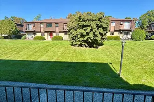 1001 Cherry Hill Dr, Poughkeepsie, NY 12603 - Photo 20