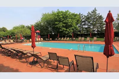 100 Daly Blvd #2815, Oceanside, NY 11572 - Photo 24