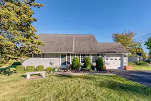 20 Meadowbrook Dr, Kingston, NY 12401 - Photo 2