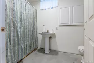 35 Rock St, Kingston, NY 12401 - Photo 8