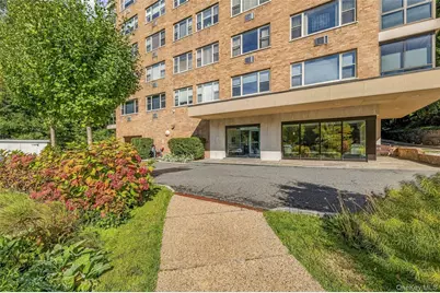 72 Pondfield Road W #4C, Bronxville, NY 10708 - Photo 28