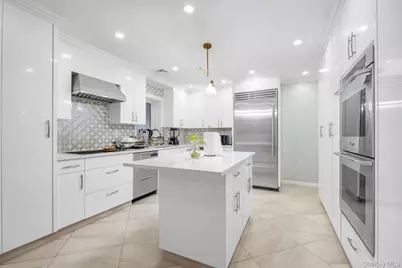 110-32 62 Drive, Forest Hills, NY 11375 - Photo 6