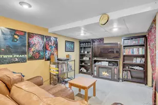 49 Muriel Pl, West Sayville, NY 11796 - Photo 32