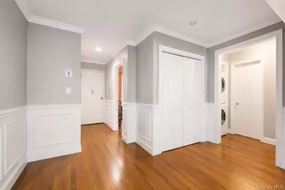164 Ravine Avenue #3A, Yonkers, NY 10701 - Photo 2