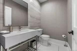 264 Northwoods Rd, Manhasset, NY 11030 - Photo 26