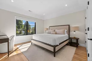 264 Northwoods Rd, Manhasset, NY 11030 - Photo 34