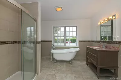 167 Rider Avenue, Patchogue, NY 11772 - Photo 12