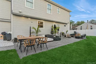 1402 Merrick Avenue, Merrick, NY 11556 - Photo 34