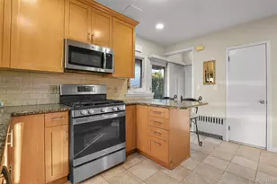 20 Alida St, Yonkers, NY 10704 - Photo 14