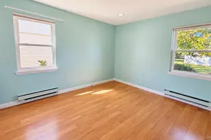 346 Edinburgh Dr, Ridge, NY 11961 - Photo 10
