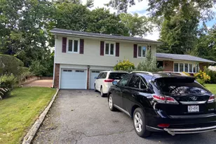 12 Russell Woods Rd, Great Neck, NY 11021 - Photo 2