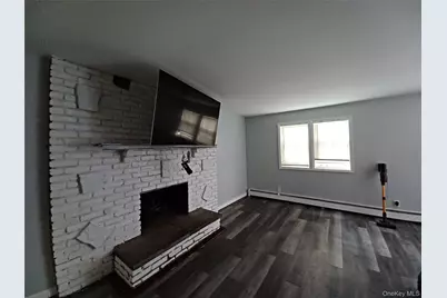 77 Dahlia Drive, Mastic Beach, NY 11951 - Photo 6