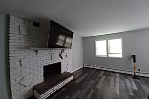 77 Dahlia Dr, Mastic Beach, NY 11951 - Photo 6